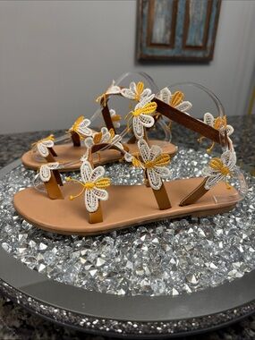 Women’s Lace Flower Brown Sandals with White & Yellow Accents